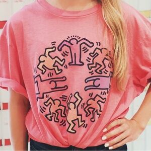 American Eagle Outfitters Vibrant Pink Graphic Tee